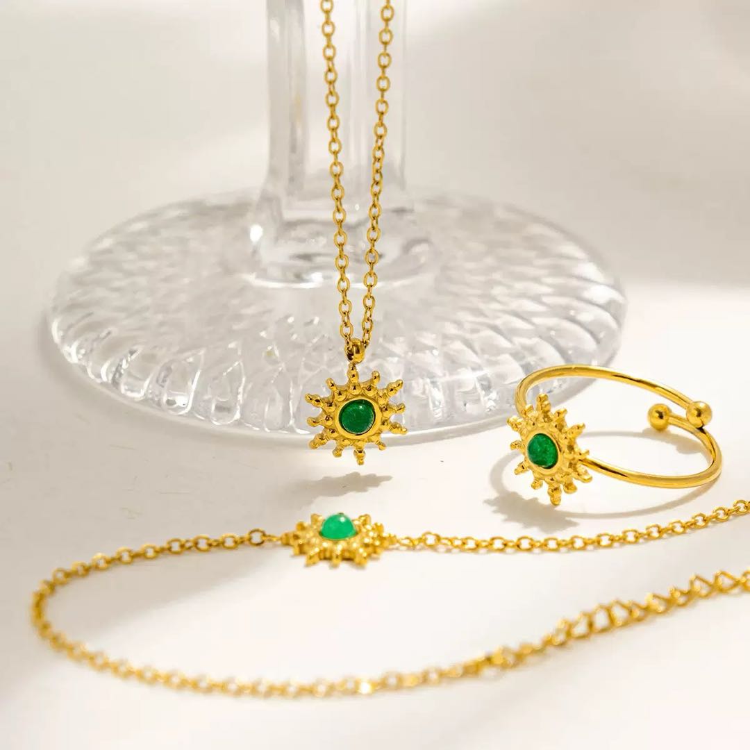 Emerald Titanium Gold Solar Protection Fortune Elegant Jewelry Set