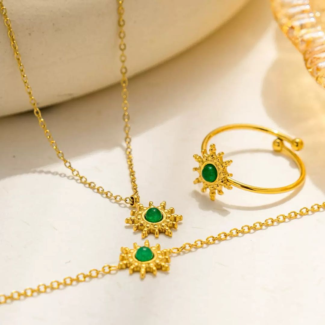 Emerald Titanium Gold Solar Protection Fortune Elegant Jewelry Set