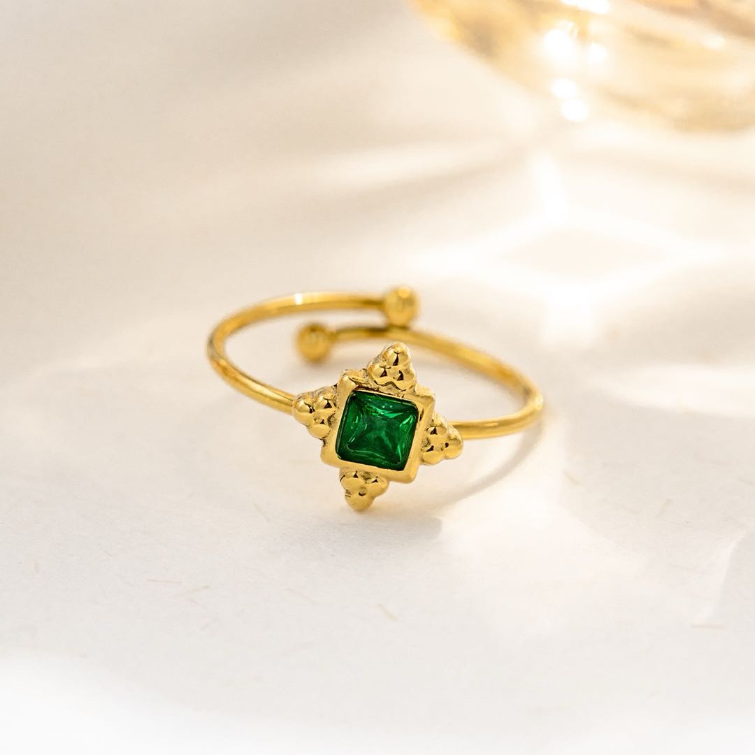 Energy Alignment Jewelry Set Titanium Natural Stone